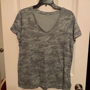 Gap Camo Tee